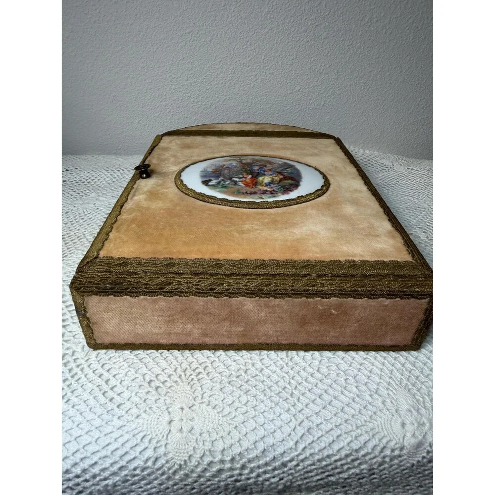 Vintage Peach Pink Velvet Wall Jewelry Cabinet Porcelain Key Holder